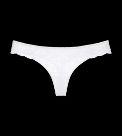 String, Brazilian>Triumph AMOURETTE White