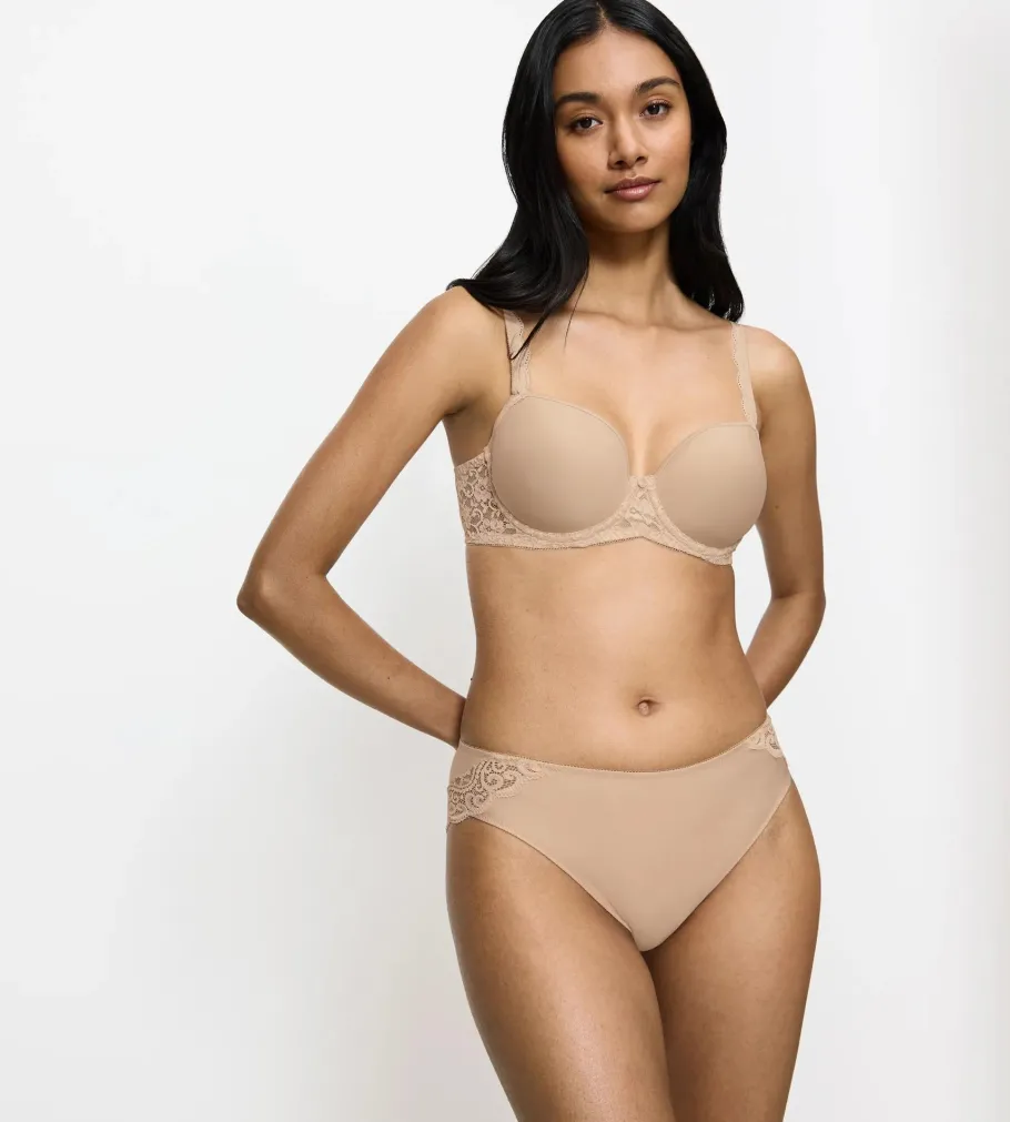 Hipster>Triumph AMOURETTE Skin
