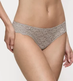 String, Brazilian><noscript><img width=