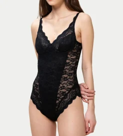 Underwired Bras><noscript><img width=