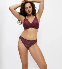 String, Brazilian><noscript><img width=