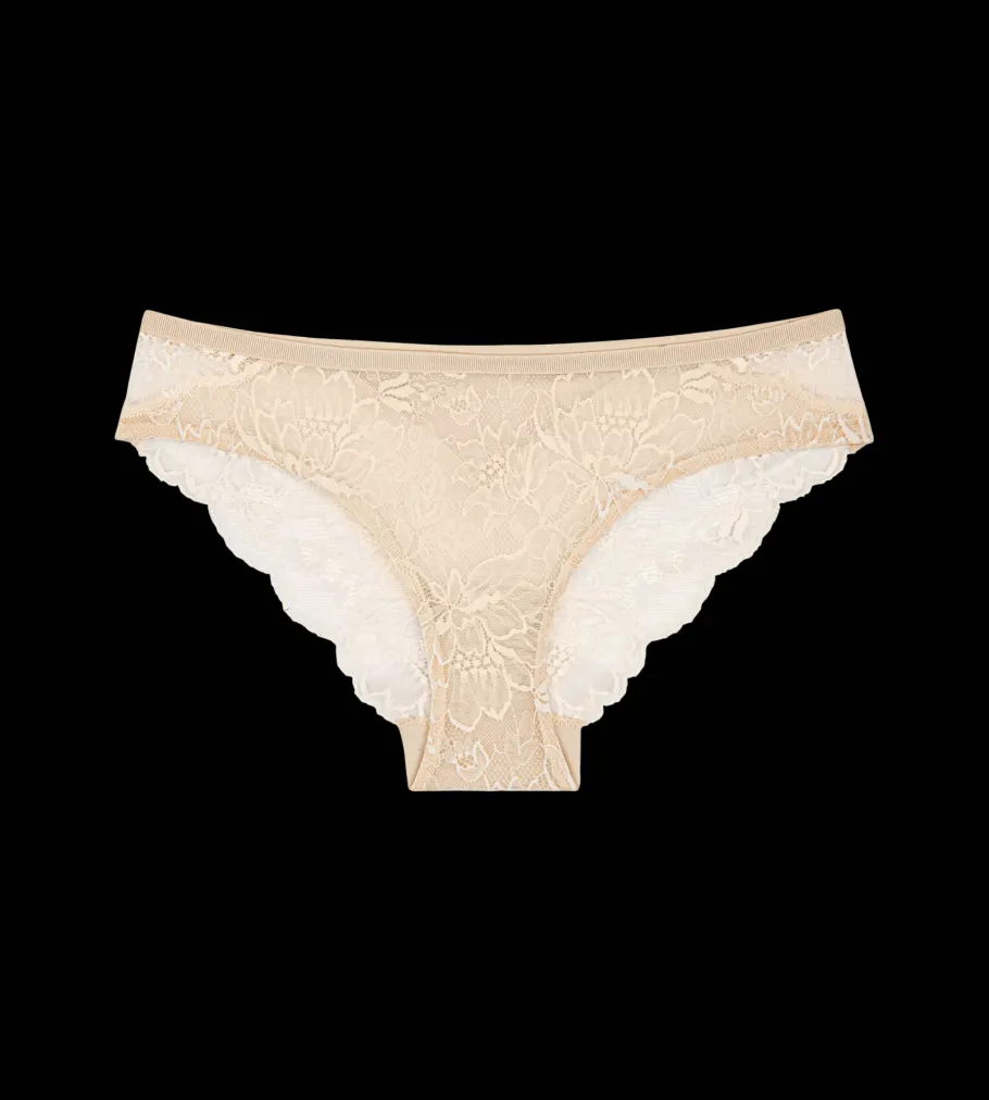 String, Brazilian|Seamless>Triumph AMOURETTE CHARM CreamyDream