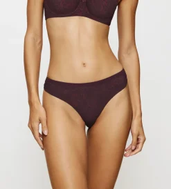 String, Brazilian|Seamless>Triumph AMOURETTE CHARM Burgundy