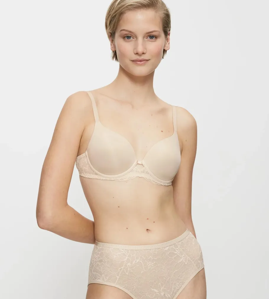 Fuller Cups|Underwired Bras>Triumph AMOURETTE CHARM CreamyDream