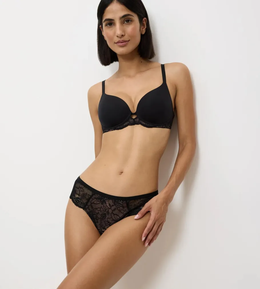 Fuller Cups|Underwired Bras>Triumph AMOURETTE CHARM Black