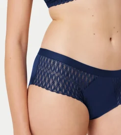 High Waisted><noscript><img width=