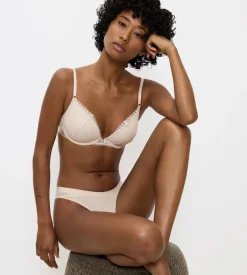 Fuller Cups|Push-up Bras><noscript><img width=