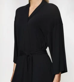 Robes><noscript><img width=