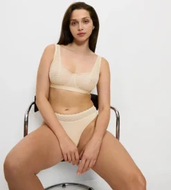Fuller Cups|Underwired Bras><noscript><img width=