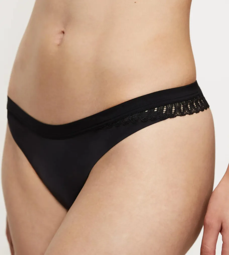 String, Brazilian>Triumph AURA SPOTLIGHT Black