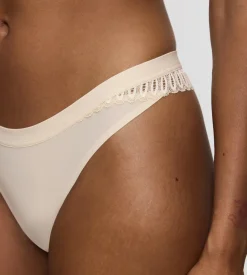 String, Brazilian><noscript><img width=