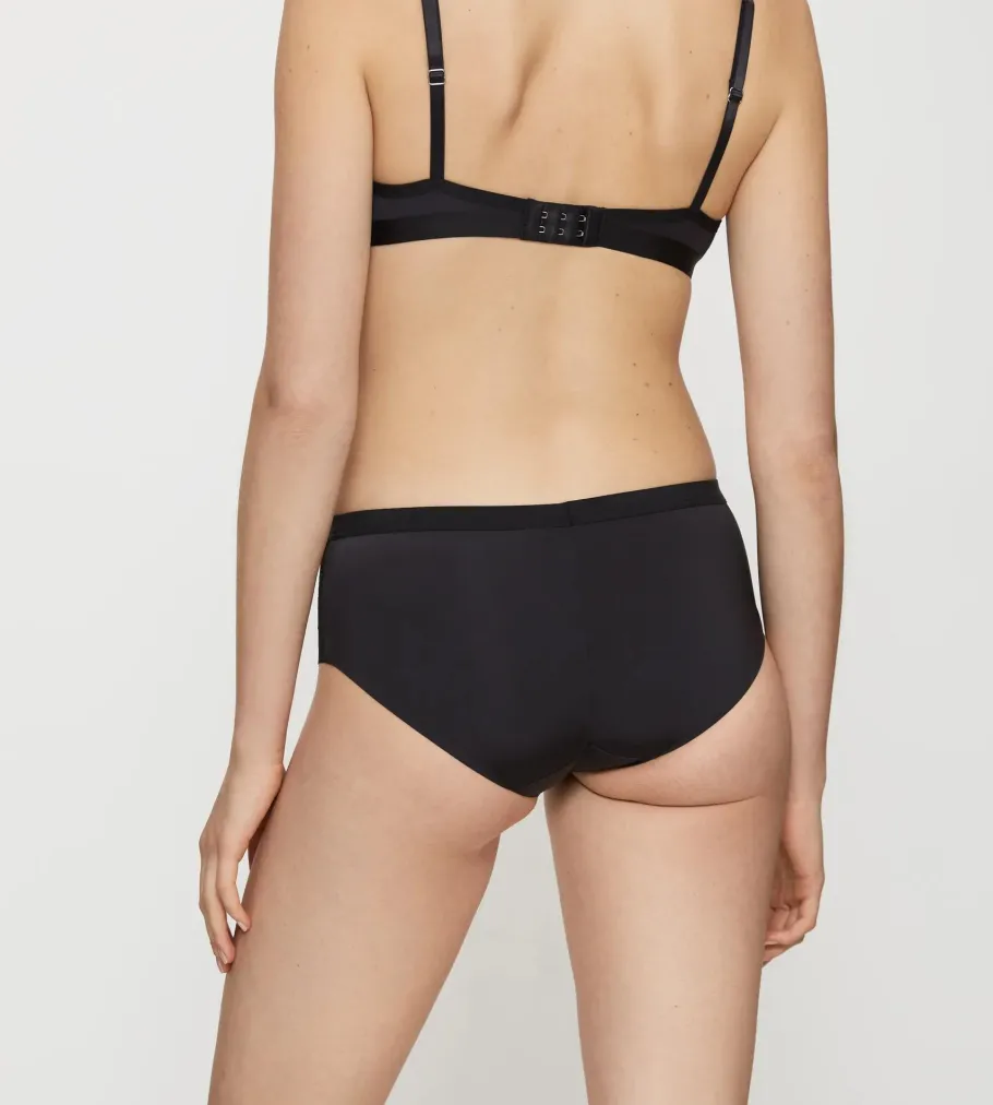 High Waisted>Triumph AURA SPOTLIGHT Black