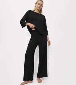 Trousers><noscript><img width=