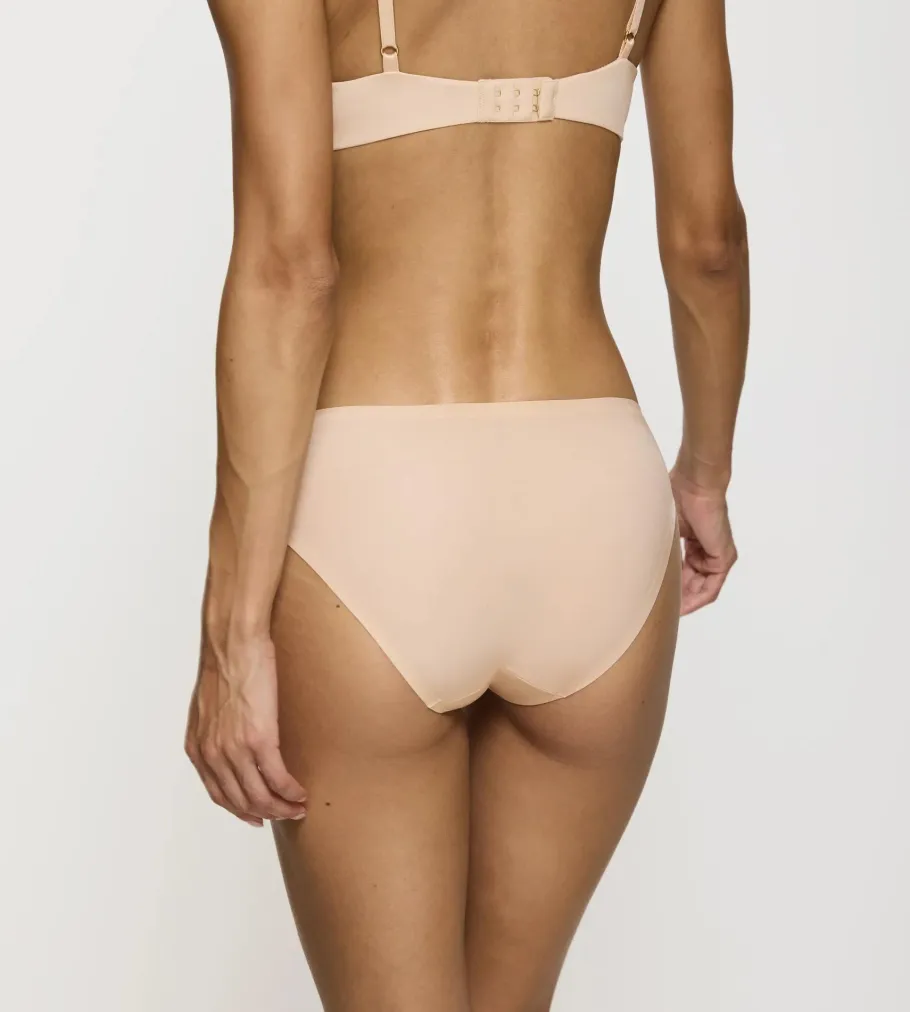 Hipster|Seamless>Triumph BODY MAKE-UP ESSENTIALS NudeBeige