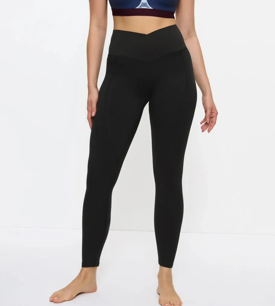 Leggings, Shirts>Triumph CARDIO RTW Black