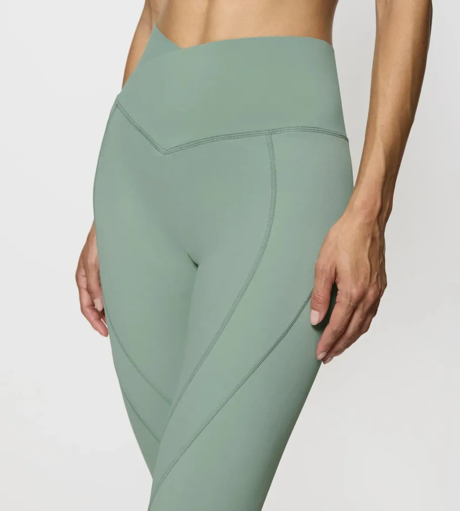 Leggings, Shirts>Triumph CARDIO RTW Abstinthe