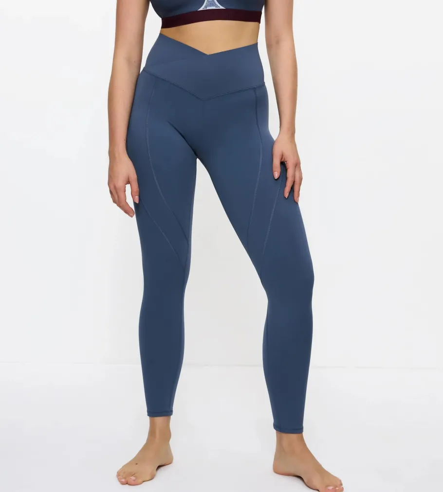 Leggings, Shirts>Triumph CARDIO RTW CrownBlue