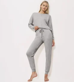 Trousers><noscript><img width=