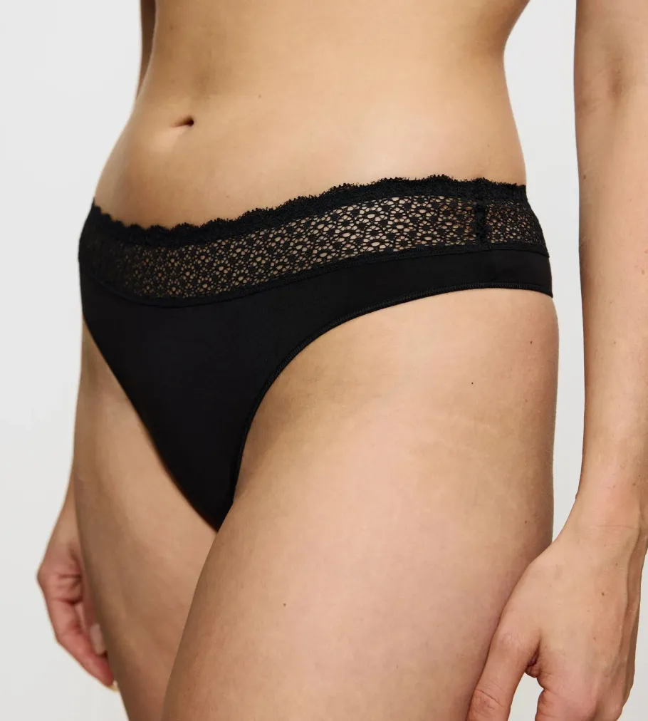 String, Brazilian>Triumph FEEL OF MODAL Black