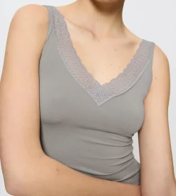 Camisoles, Vests, Tops><noscript><img width=