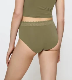 High Waisted><noscript><img width=