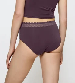 High Waisted><noscript><img width=