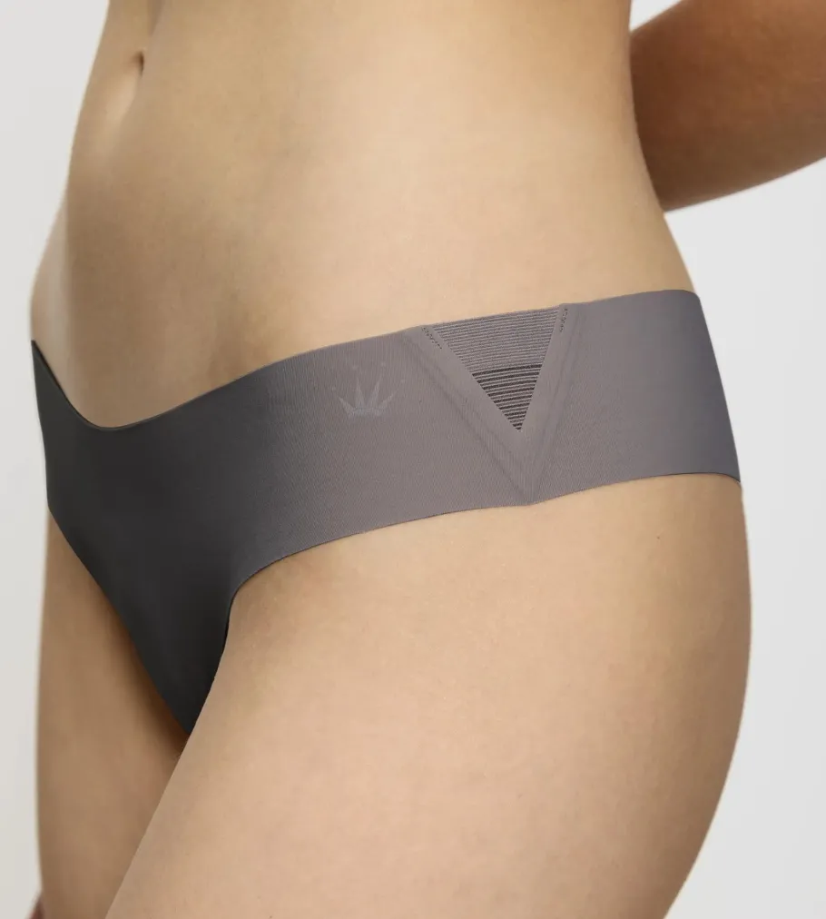 String, Brazilian|Seamless>Triumph FLEX SMART PigeonGrey
