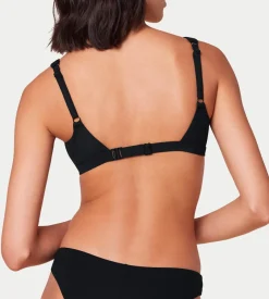 Bikinis><noscript><img width=