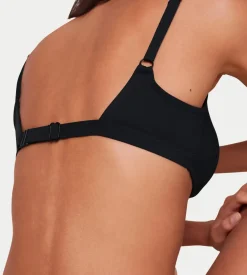 Bikinis><noscript><img width=