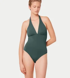 Swimsuits><noscript><img width=