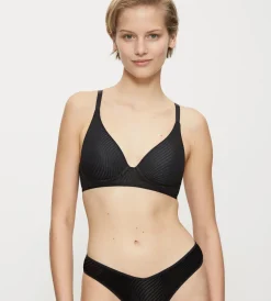 Fuller Cups|Non-wired Bras>Triumph HARMONY SPOTLIGHT Black