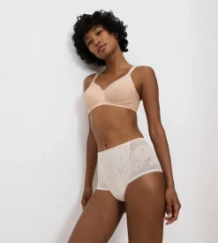 Non-wired Bras|Padded Bras><noscript><img width=