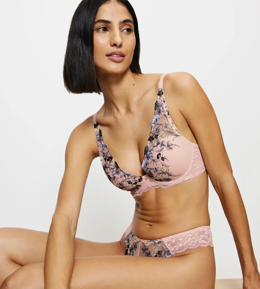 Fuller Cups|Underwired Bras>Triumph SENSUAL SPOTLIGHT FoundationNude