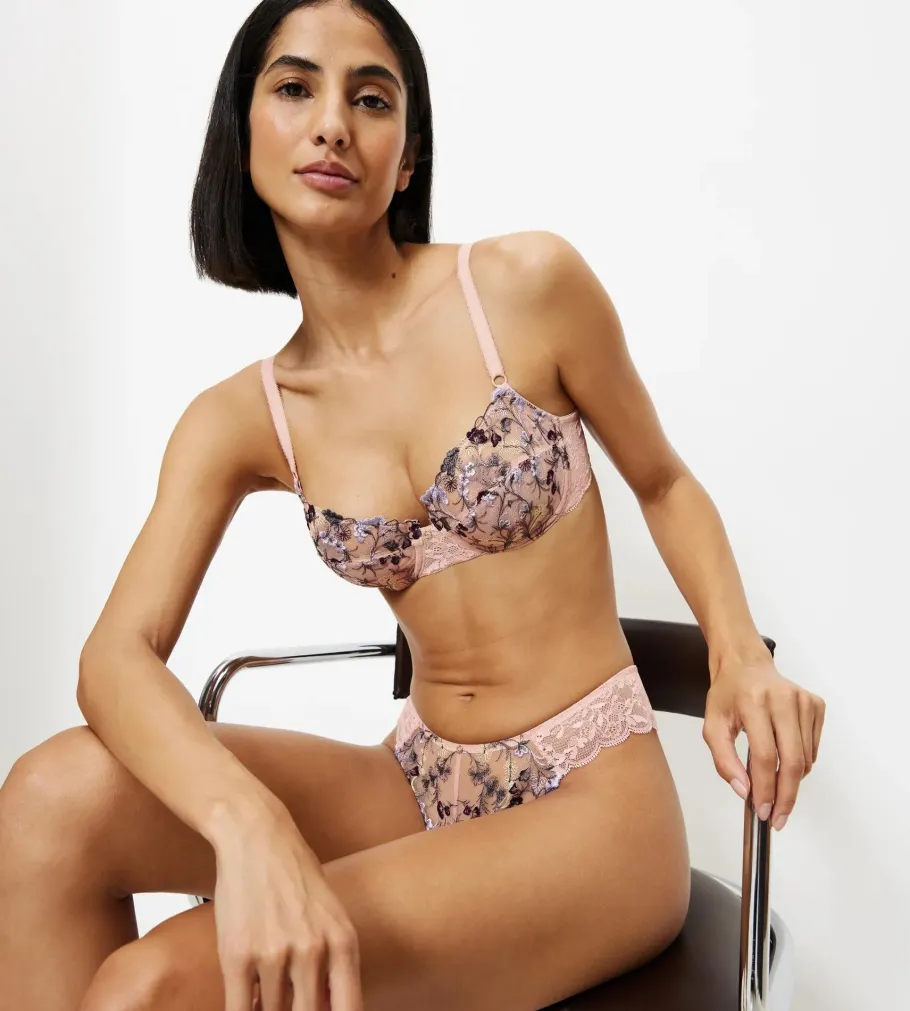 Fuller Cups|Underwired Bras>Triumph SENSUAL SPOTLIGHT FoundationNude
