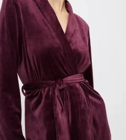 Robes><noscript><img width=