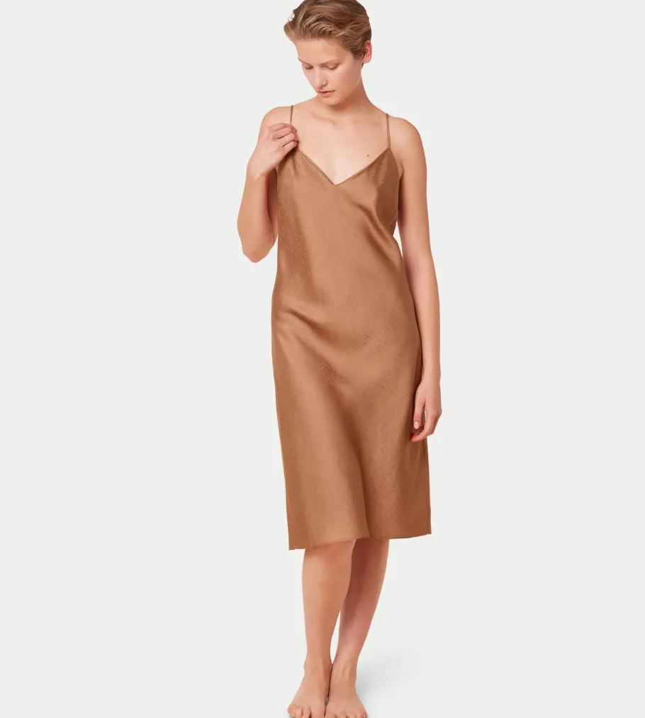 Nightdresses>Triumph SILKY SENSUALITY J Toast
