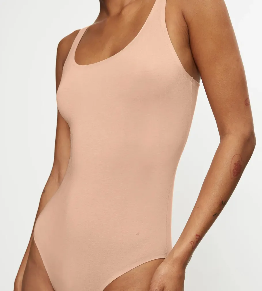 Lift Smart Shop Now>Triumph SMART NATURAL NeutralBeige