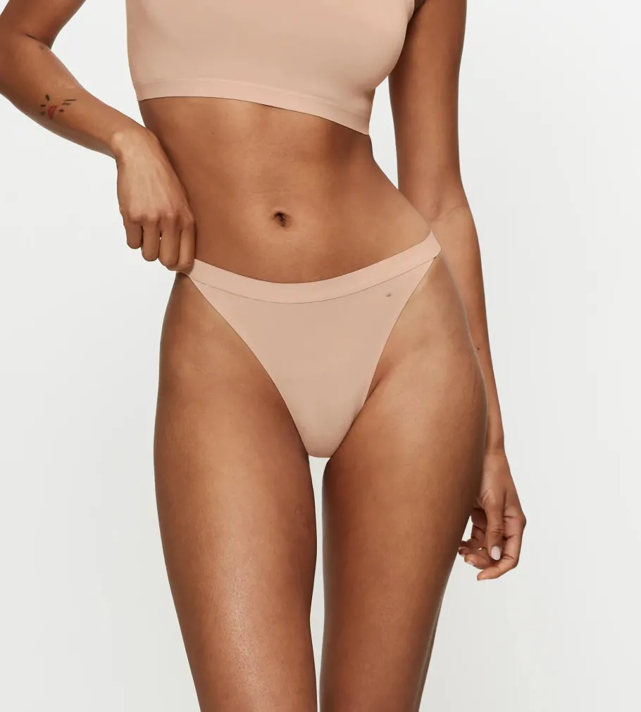 String, Brazilian|Seamless>Triumph SMART NATURAL NeutralBeige