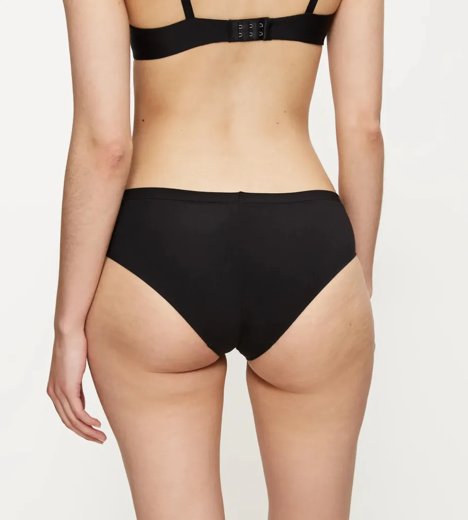 Lift Smart Shop Now|Hipster>Triumph SMART NATURAL Black