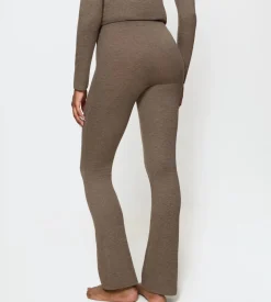 Trousers><noscript><img width=