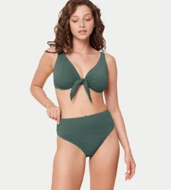 Bikinis><noscript><img width=