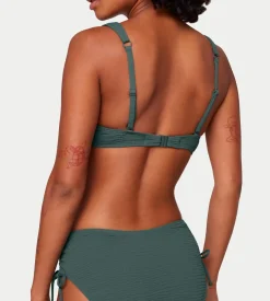 Bikinis><noscript><img width=