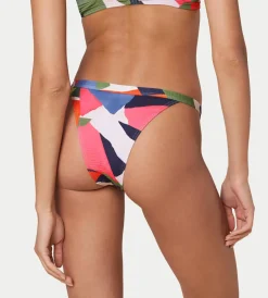 Bikinis><noscript><img width=