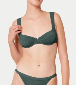 Bikinis><noscript><img width=