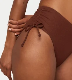 Bikinis><noscript><img width=