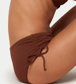 Bikinis><noscript><img width=