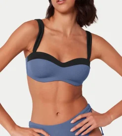 Bikinis><noscript><img width=