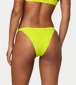 Bikinis><noscript><img width=