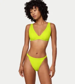 Bikinis><noscript><img width=