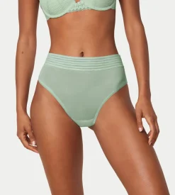 String, Brazilian|Seamless>Triumph TEMPTING SHEER Silkygreen